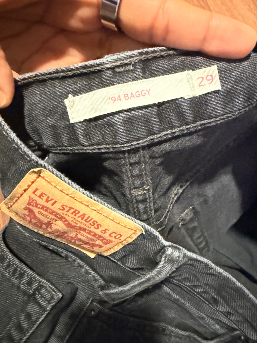 Levi's Women’s Black Baggy Jeans - Picture 4 of 4